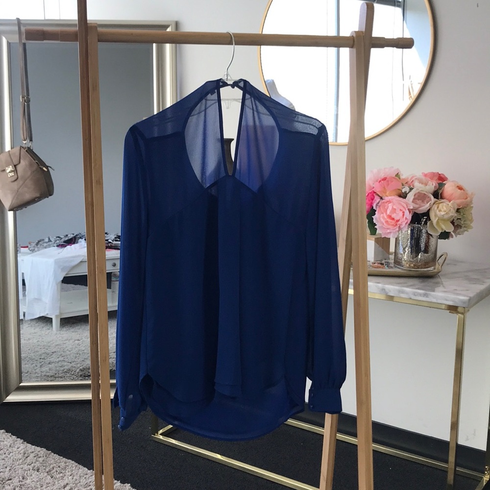 Blouse with open back
